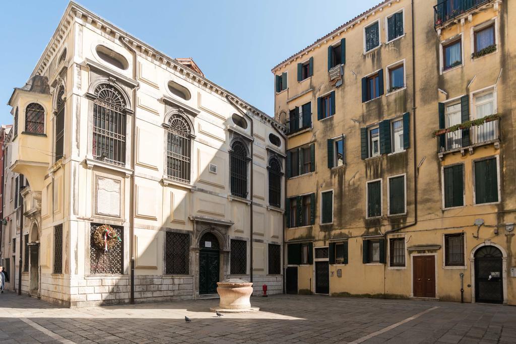 Ghetto Modern Apt For 4, Venice Lägenhet Exteriör bild